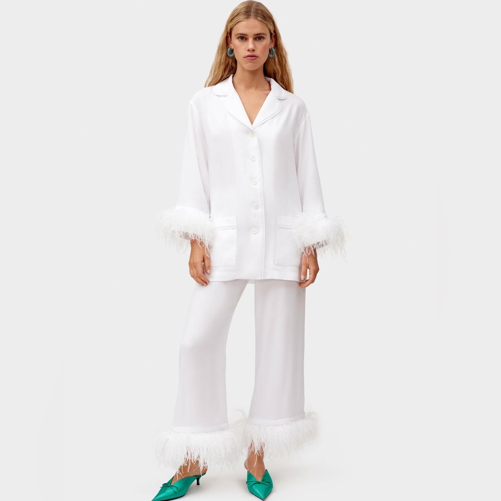 Sleeper Party Pajamas Set with Detachable Feathers in White